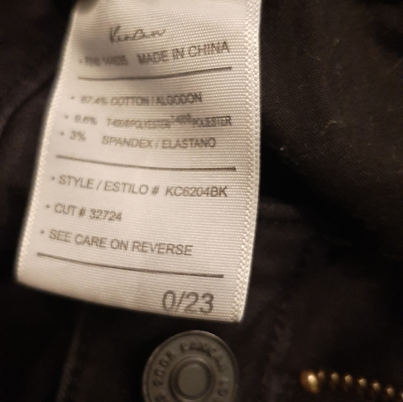 Distressed black skinny Jeans. - Picture 4 of 4